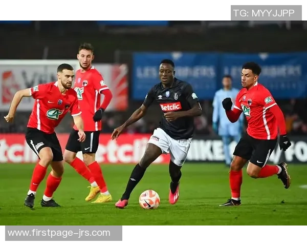 悉尼FC与中央海岸水手的激烈对决揭示澳超联赛的精彩瞬间